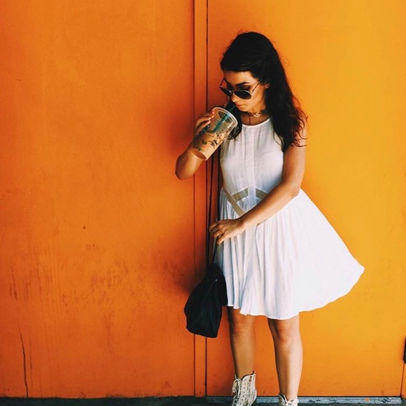 LF Dress - Picture 3 of 3